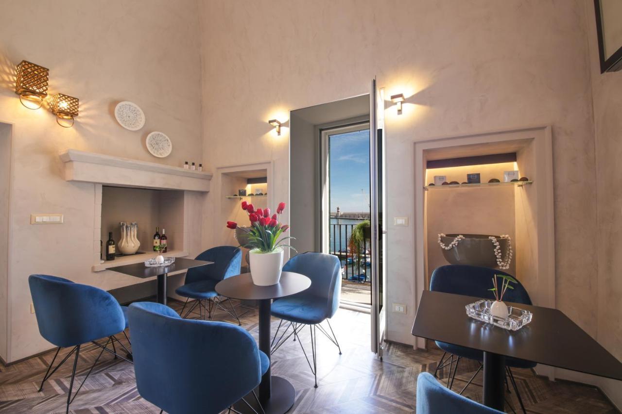 Al Console Luxury Suite Monopoli Exterior foto